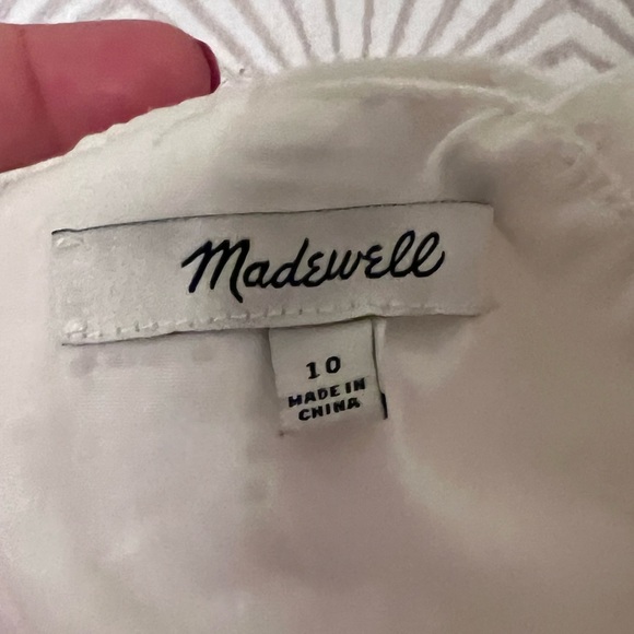 White sun dress - Picture 4 of 6